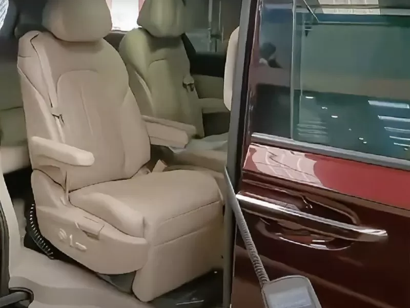Ce siège pivotant Xinder-tech Buick GL8 Avenir Modifier