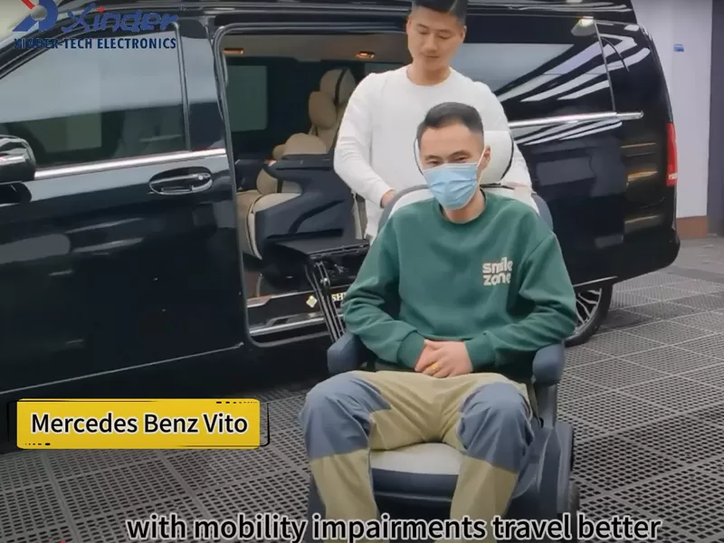 Le Mercedes-Benz Vito modifié avec le siège pivotant détachable Xinder-Tech
