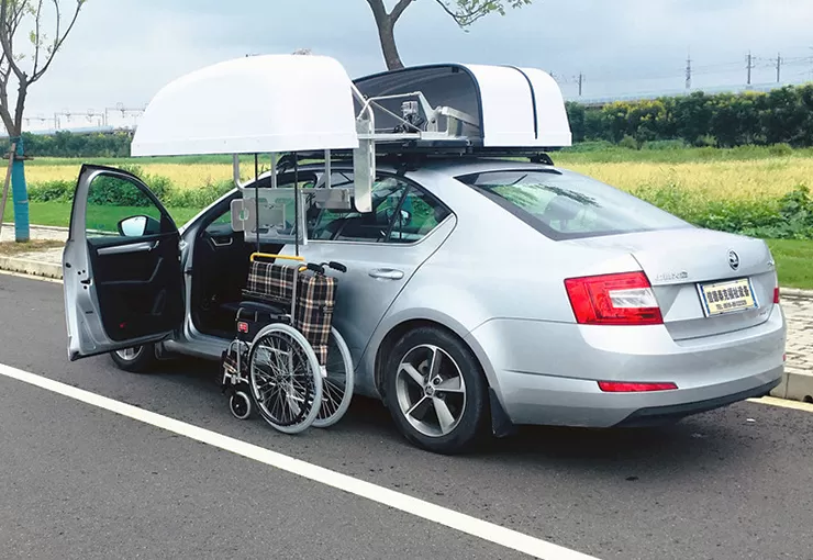Boîte de toit de voiture de fauteuil roulant WCT