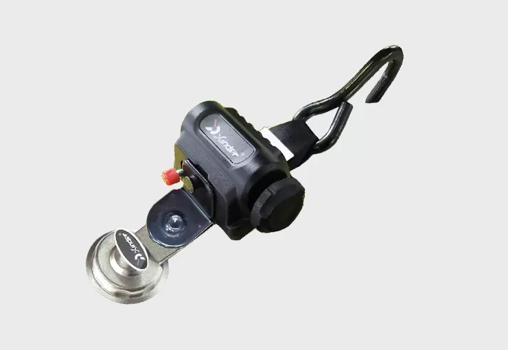 Système de retenue de fauteuil roulant X-802-1